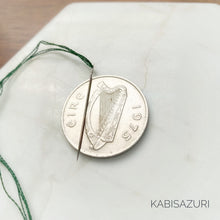 Load image into Gallery viewer, Vintage Coin Needleminder | 1975 Irish 10 Pence
